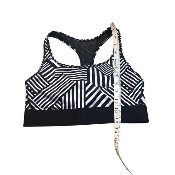 Victoria Sport The Player Racerback Sport Bra size M - Picture 5 of 7